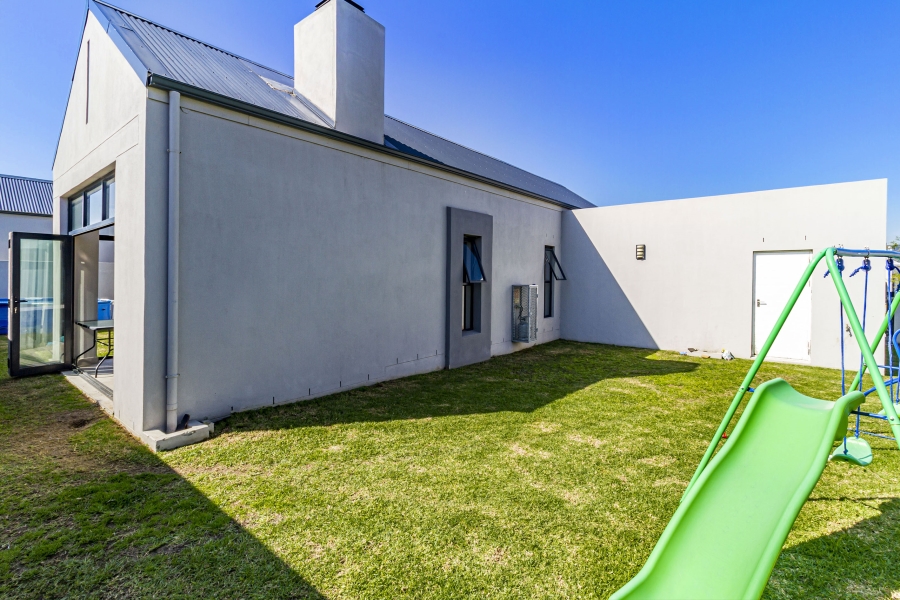 3 Bedroom Property for Sale in Aan de Wijnlanden Western Cape